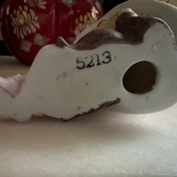 Vintage Homco #5213 Pixie/Fairy/Elf Figurine - Picture 4 of 5